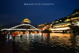 第一次私人定制美女与美食大碰撞张家界凤凰6日漫慢游