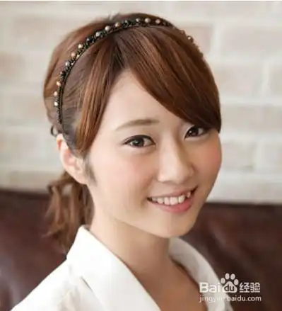 气质马尾的扎法