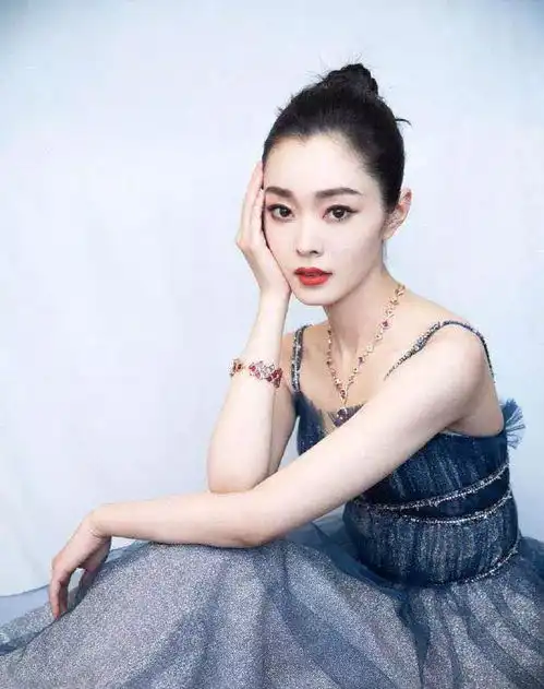 自主隔离23天,宋轶还被黑,粉丝呼吁隔离病毒不隔离爱