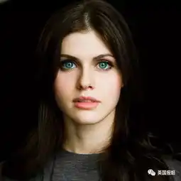 被骂上热搜的绿茶小三,原来是个又美又憨的酷姐姐