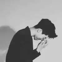 黑白帅气男生头像背影微信头像图片大全