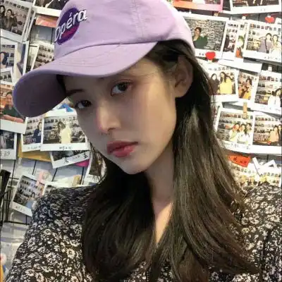 微信头像女生气质淡雅显成熟稳重