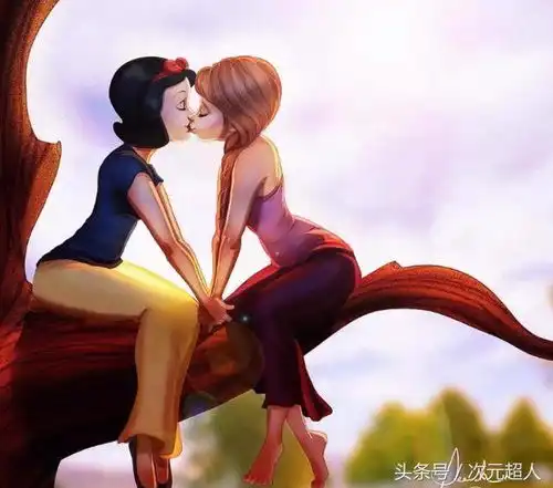 当迪士尼公主变成了百合公主,最后一对情侣辣眼睛,扎心了