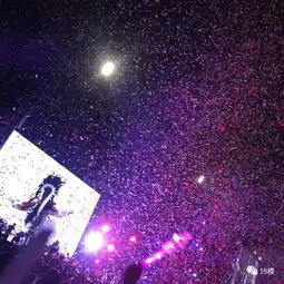 周杰伦演唱会,这个小仙女火了网友称她为地表最强前女友