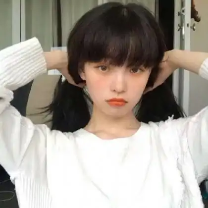 qq女生霸气头像,比较冷酷的美女