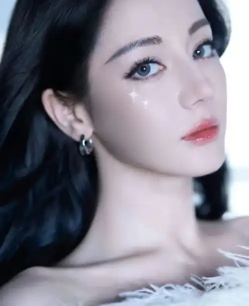 女明星的出圈妆造都是谁化的