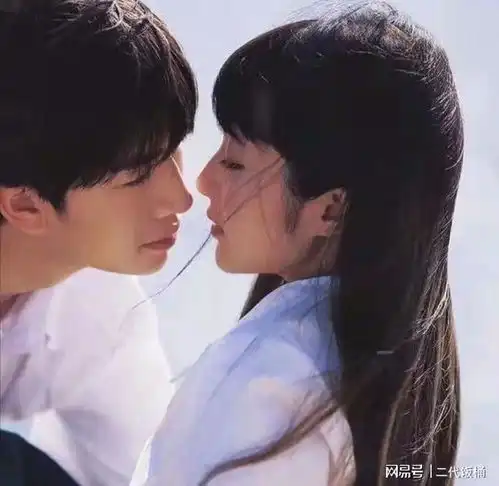为了1根棒棒糖,我妈当着所有孩子面脱掉了衣服