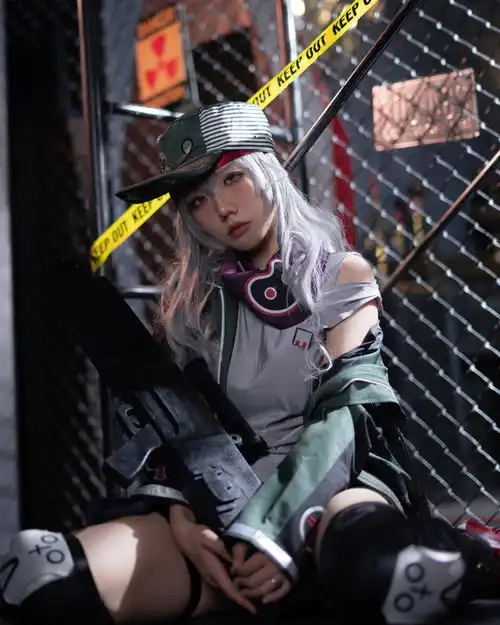 韩国美女coserwell31美图赏身材火辣的成熟御姐