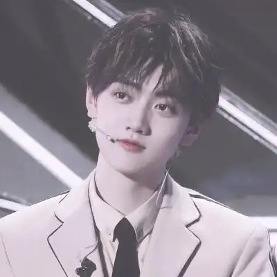 小八卦鹿晗吴亦凡喻言虞书欣刘雨昕焉栩嘉许佳琪杨幂刘浩存