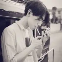 黑白帅哥图片头像我爸他的儿子最帅
