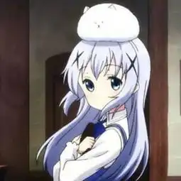淡紫色头发,蓝色眼睛,头上有个东西,动漫女,很萌的,是什么动漫