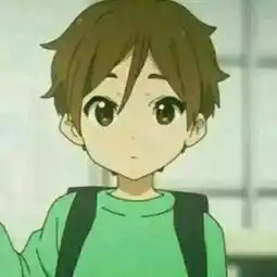 一部日本动画有个人物是个小男孩棕色头发棕色眼睛绿色衣服还有一个小女孩黑色头发qq上的人都用来当头像就是下面这个图片