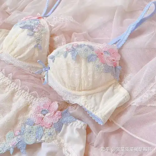 少女在不同阶段不同场合如何选择合适的内衣