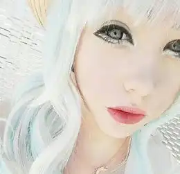 澳洲少女天生亚洲脸每天扮成日本动漫人物