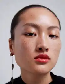 全网恨不得十级滤镜,ab欧阳娜娜却放飞自我