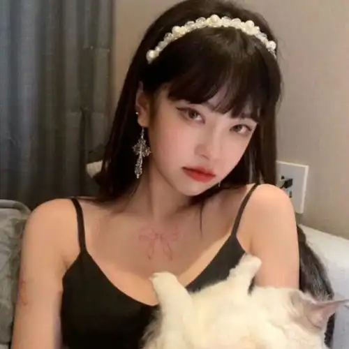 女头趁春天一点一点重新来过