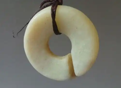 珏和玦两个字的意思有什么区别