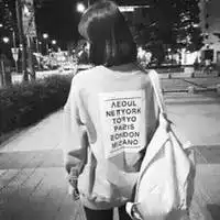 黑白头像女生背影伤感微信头像图片大全